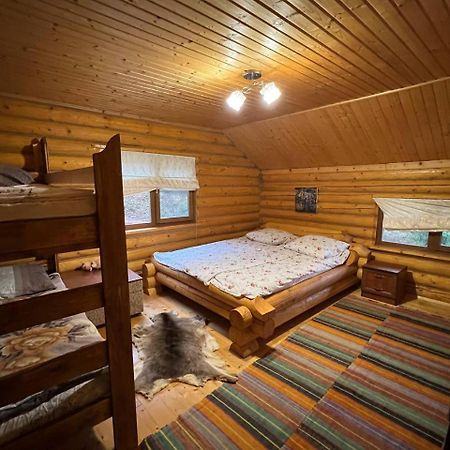 Hostel Farmstead Lisova Mizhhirya  Exterior foto
