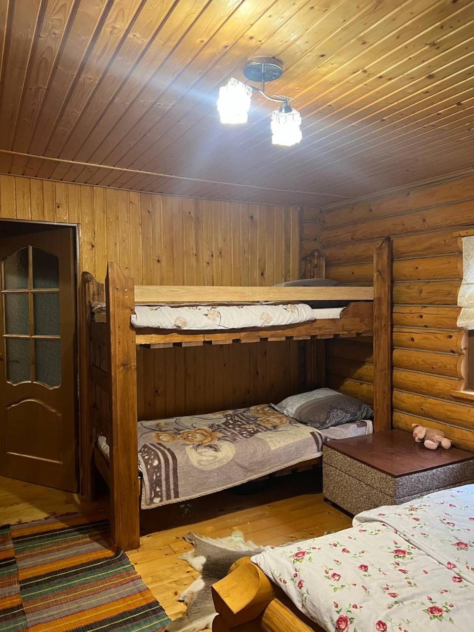 Hostel Farmstead Lisova Mizhhirya  Exterior foto
